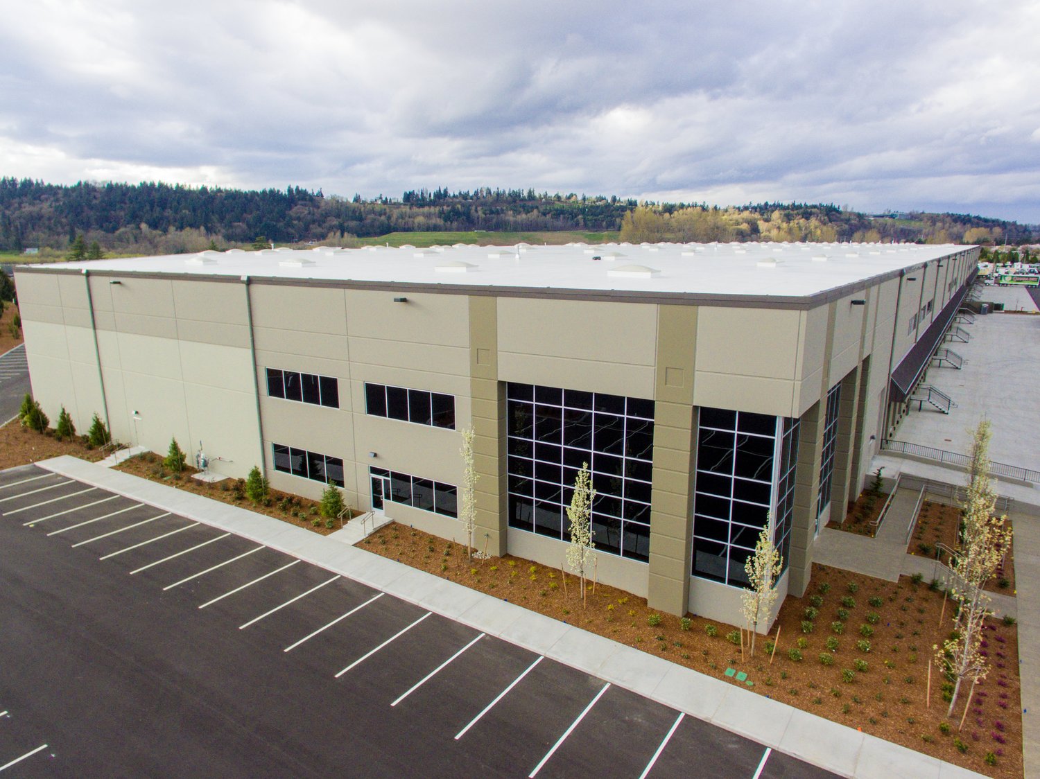 Pacific Gateway - completed tilt-up commercial building